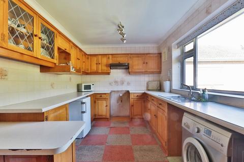 3 bedroom detached bungalow for sale, Staithes Road, Preston, Hull, East Riding of Yorkshire, HU12 8TG