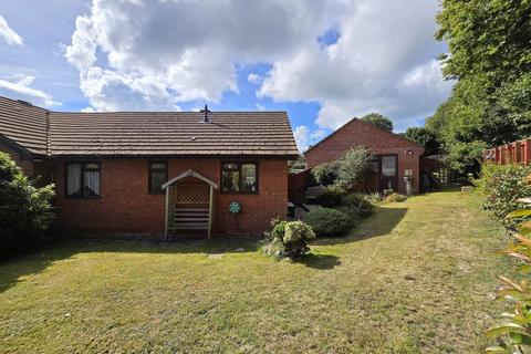 8 Hanson Park, Northam, Bideford, EX39 3SA