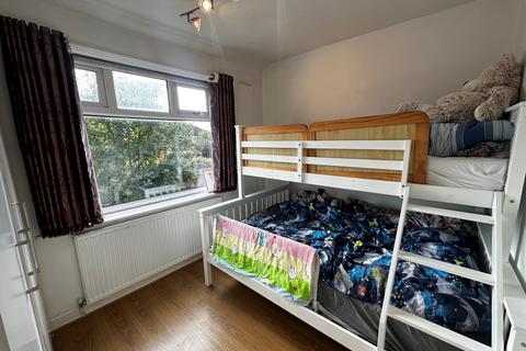 8 Berkeley Close, Stockport, SK2 5BD