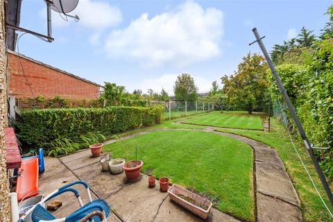 5 bedroom semi-detached house for sale, Draycott Avenue, Harrow