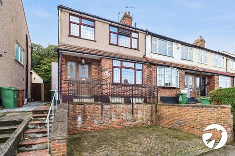 3 bedroom end of terrace house for sale, Elstree Gardens, Belvedere, DA17