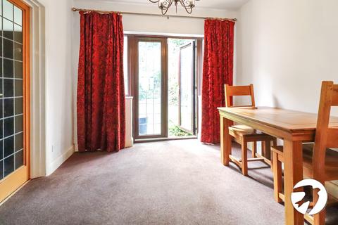 108 Elstree Gardens, Belvedere, DA17 5DW
