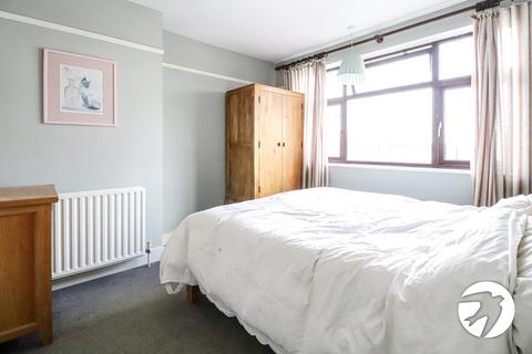 108 Elstree Gardens, Belvedere, DA17 5DW