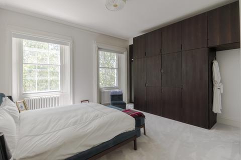 2 bedroom flat for sale, Hyde Park Gardens, London W2