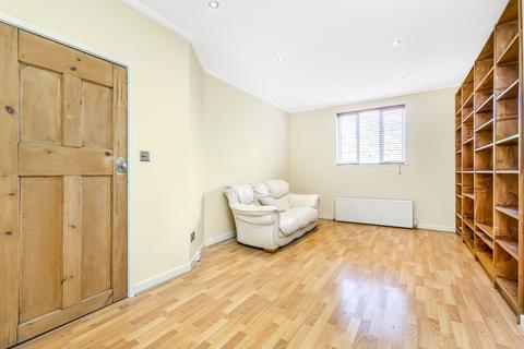 1 bedroom apartment to rent, Sinclair Road London W14