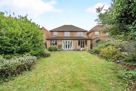 39 Station Crescent, Ashford, TW15 3HX