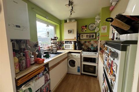 85 Shepherds Close, Romford, RM6 5AH