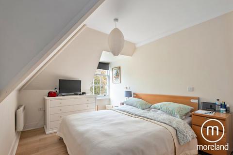 2 bedroom semi-detached house for sale, Annandale House, London NW11