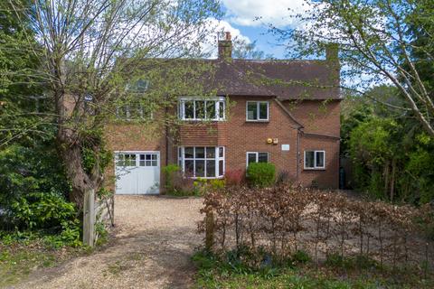 April Cottage Combe Lane, Wormley, Godalming, GU8 5SX