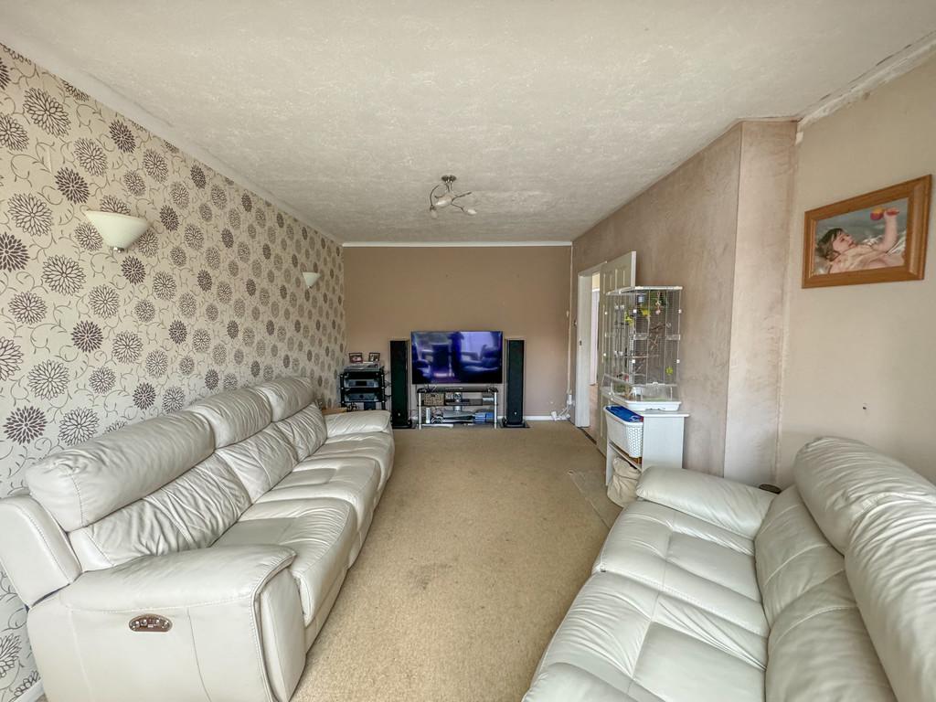 Lounge 1