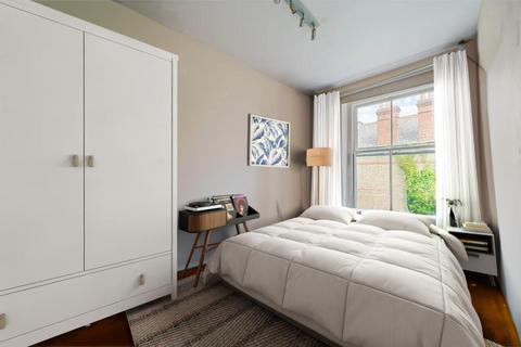 2 bedroom flat to rent, Highgate, N6, North Hill