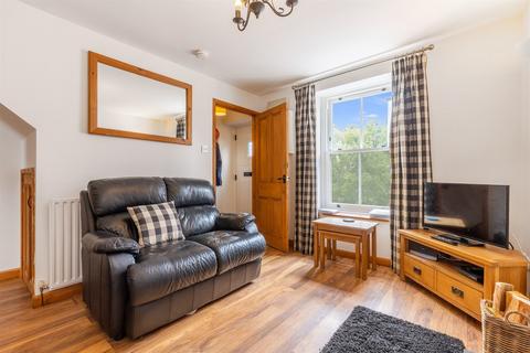 2 bedroom cottage for sale, 1 Cross Street, Keswick, Cumbria, CA12 4DE