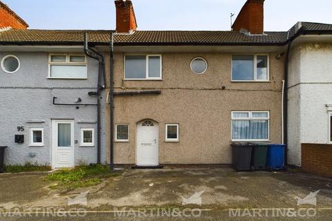 3 bedroom terraced house to rent, Great North Road, Woodlands