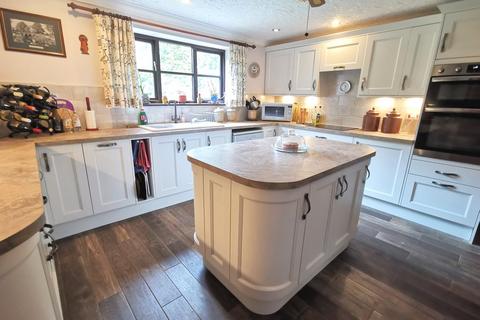 4 bedroom detached house for sale, Temple Bar, Earsham, Bungay