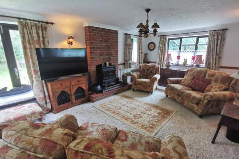 4 bedroom detached house for sale, Temple Bar, Earsham, Bungay