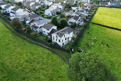 4 bedroom link detached house for sale, Lees Bank Hill, Keighley BD22