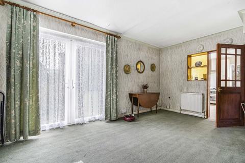 38 Stonecroft Way, Croydon, CR0 3DG