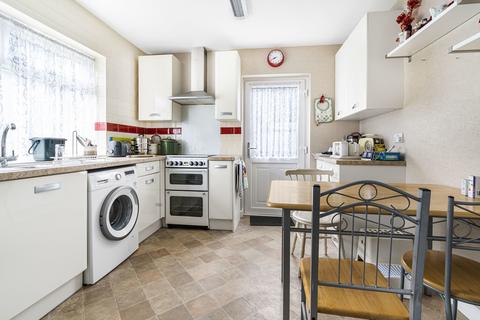 38 Stonecroft Way, Croydon, CR0 3DG