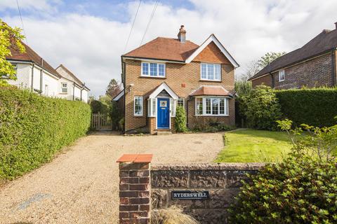 4 bedroom detached house for sale, Collingwood Avenue, Heathfield