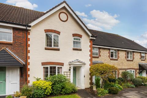 2 bedroom terraced house for sale, Storrington - quiet location