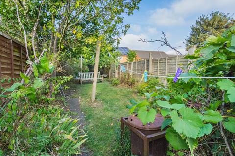 3 bedroom terraced house for sale, Queen Street, Irthlingborough NN9