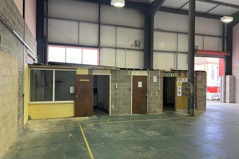 Industrial unit to rent, Wirrall Park Road, Glastonbury