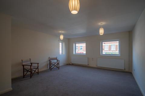 2 bedroom maisonette for sale, Hamilton Road, Suffolk IP11