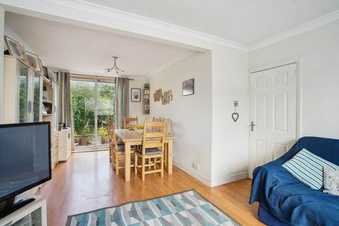 3 bedroom semi-detached house for sale, Byron Avenue, North Watford