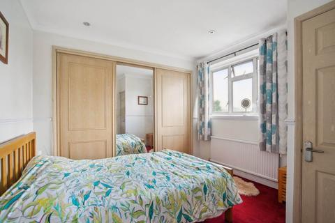 3 bedroom semi-detached house for sale, Byron Avenue, North Watford