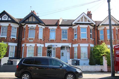 Temple Road, Cricklewood