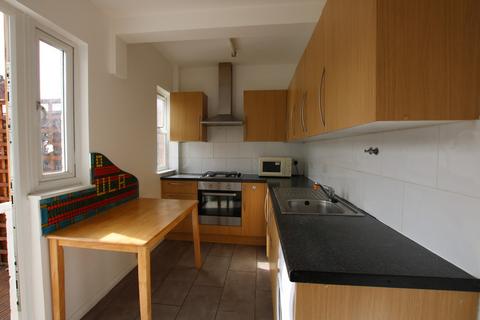undefined, Temple Road, Cricklewood