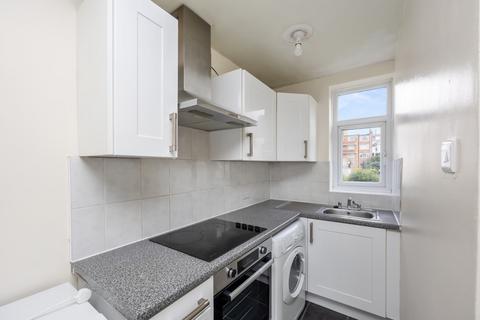 Studio to rent, Chesham Street, Brighton BN2