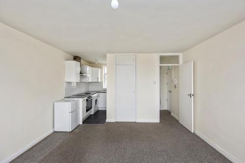 Studio to rent, Chesham Street, Brighton BN2