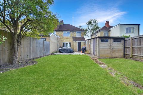 3 bedroom semi-detached house to rent, Perne Avenue, Cambridge CB1