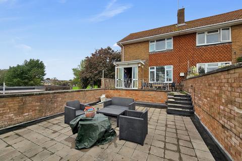 2 bedroom maisonette for sale, Southwick Square, West Sussex BN42