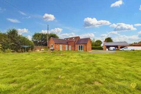 2 bedroom barn conversion for sale, Woodhouses Road, Burntwood