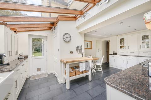 6 bedroom cottage for sale, Bromstead Common, Newport