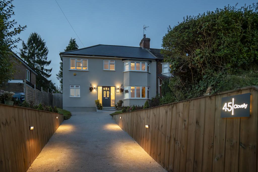 45 Chequers Hill, HP7 9 DQ Twilight-2