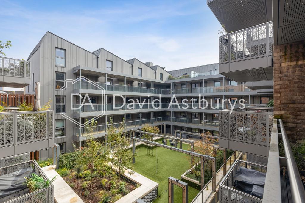 2009202417 DAISL Flat 14 Curie House Wallis Road E