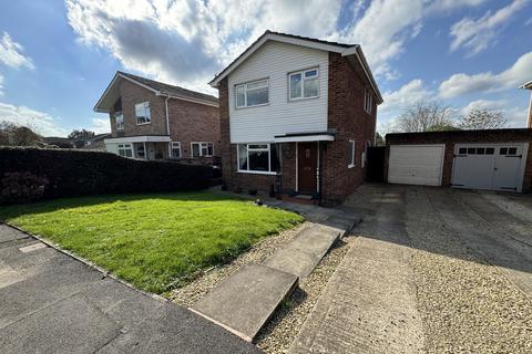 4 bedroom detached house for sale, Lambourne Close, Ledbury