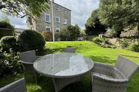 1 bedroom apartment to rent, The Square, Penryn TR10