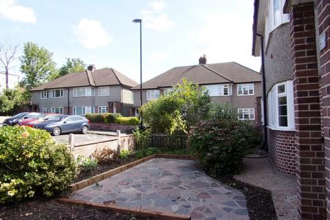 2 bedroom ground floor maisonette for sale, Hambledon Gardens, South Norwood, London, SE25 6BU