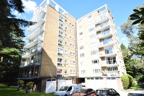 3 bedroom apartment to rent, Dolphin Court, 15 The Avenue