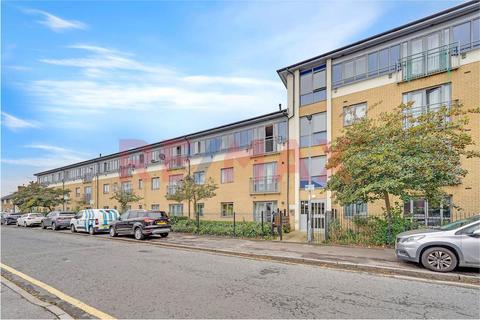 2 bedroom flat for sale, Gale Street, Dagenham RM9