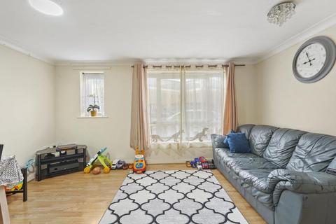 2 bedroom flat for sale, Gale Street, Dagenham RM9