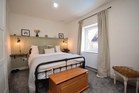 3 Bonnethill Road, Pitlochry, PH16 5BS