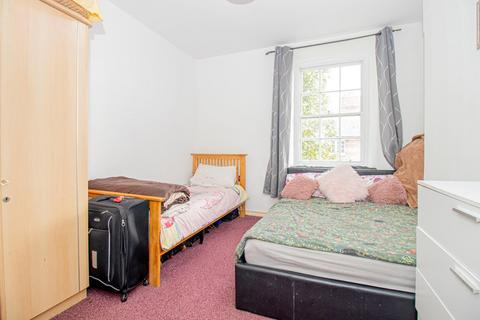 3 bedroom flat for sale, Palissy Street, Shoreditch, E2