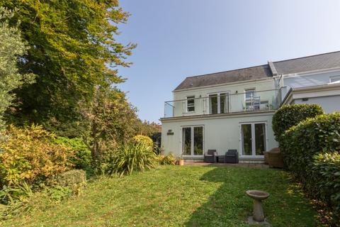 undefined, Havilland Road, St. Peter Port, Guernsey, Channel Islands