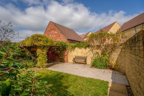 3 bedroom link detached house for sale, Summers Way, Moreton-In-Marsh, Gloucestershire, GL56