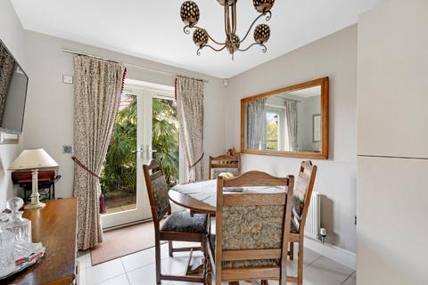 4 Summers Way, Moreton-in-marsh, GL56 0GA